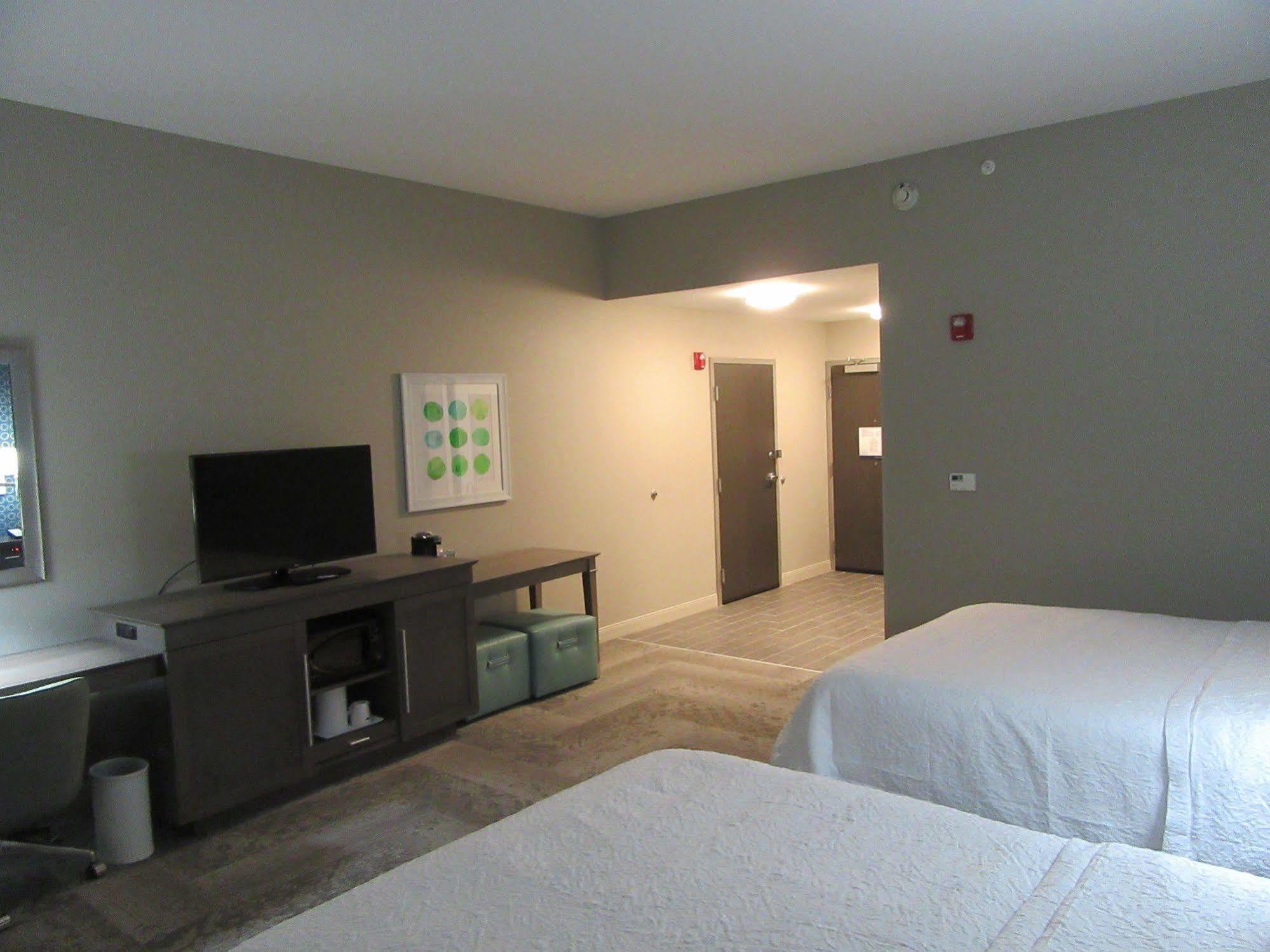 Hampton Inn & Suites By Hilton Knightdale Raleigh Extérieur photo